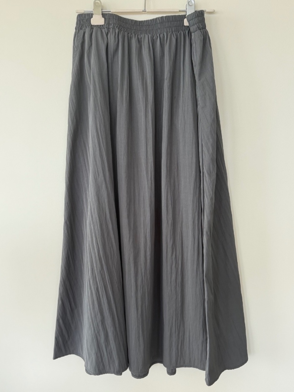 NWT Kaffe Kaevi A-Line Midi Skirt Black Oyster Size 40 - Matching Tank in Closet - Picture 3 of 8